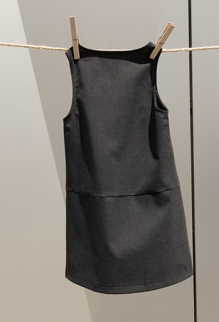 Dungaree dress with zipper